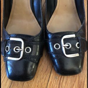 Bandolino Black Heels